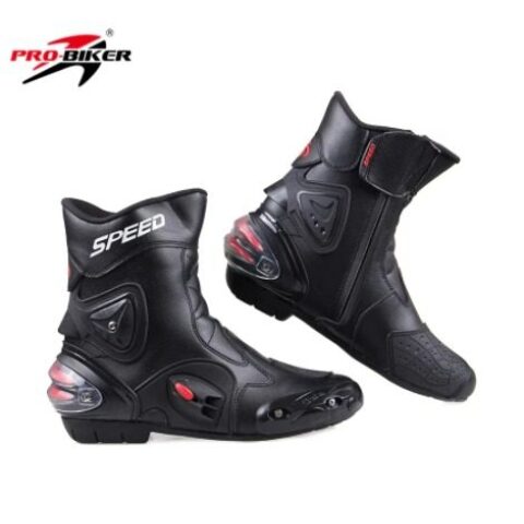 Sports shoes for cyclists حذاء رياضي لسائقي الدراجات