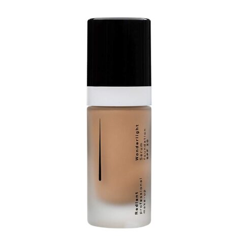 Radiant wonderlight serum makeup no4 رادينت وندرلايت سيروم أساس رقم 4